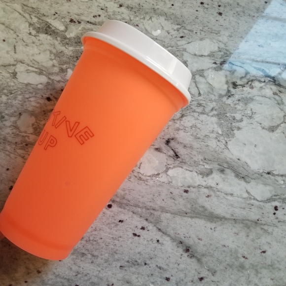 Starbucks Reusable Hot Cup "Festive Cup" 16 fl oz - Picture 6 of 7